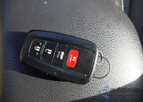 2018 Toyota Camry Le z USA, uszkodzony, nr VIN 4T1B11HK9JU503534